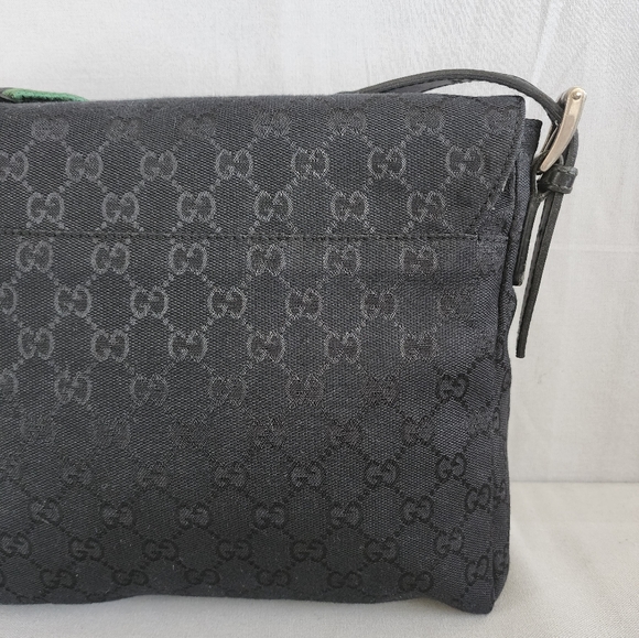 ✨️GUCCI GG Canvas Web Messenger Bag - Picture 7 of 16